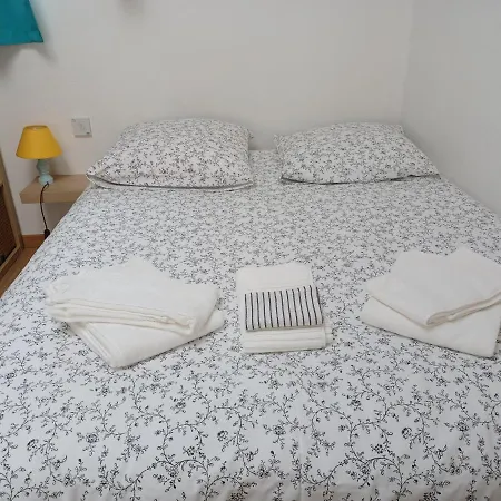 Douillet Studio Rouennais 3eme Etage Rouen